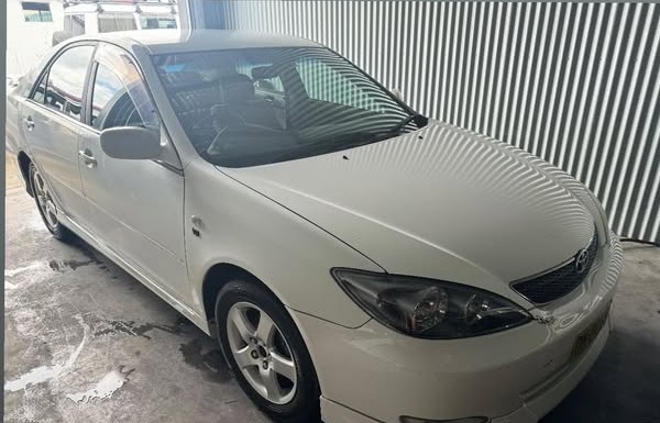 Toyota pictured in Joel’s existing hire advertisement